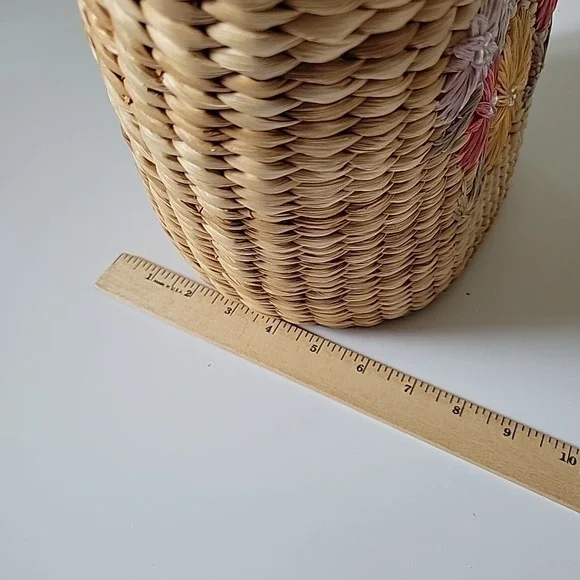 Vintage Handmade Floral Embroidered Straw Tote Bag Beach Mod Resort Retro - Picture 14 of 16